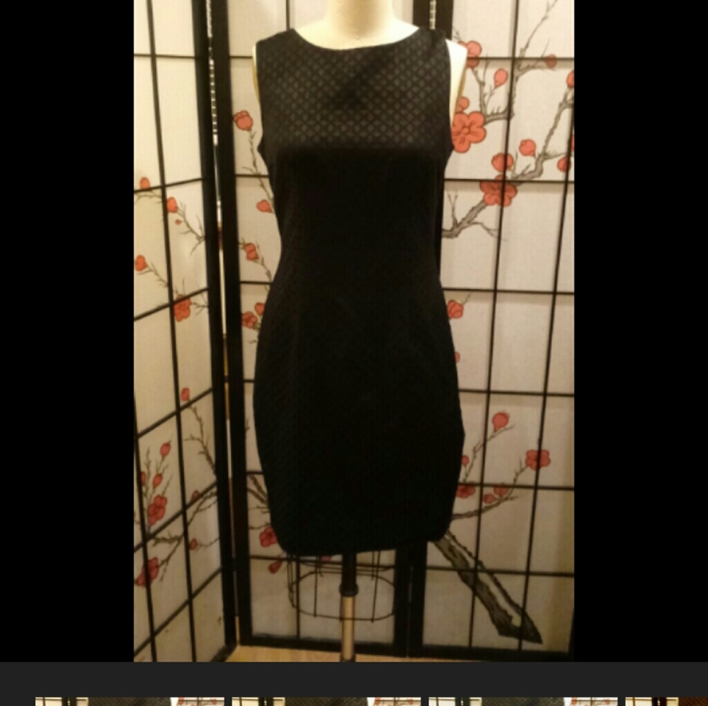 H&M Black knee length dress